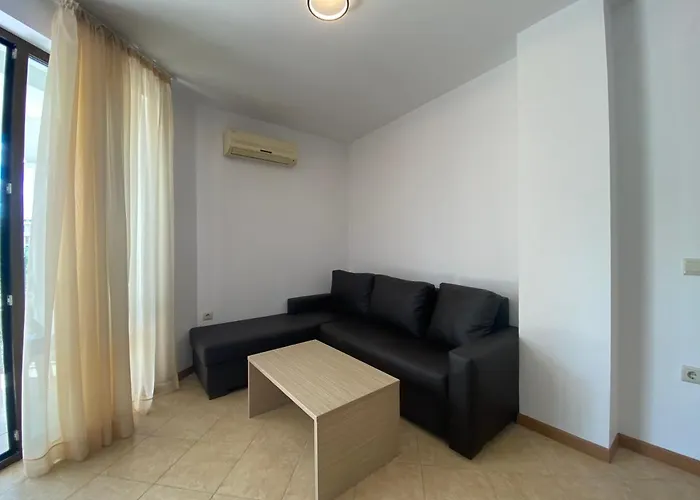 Royal Sun O 31 Royal Sun Apartment Slantschew brjag